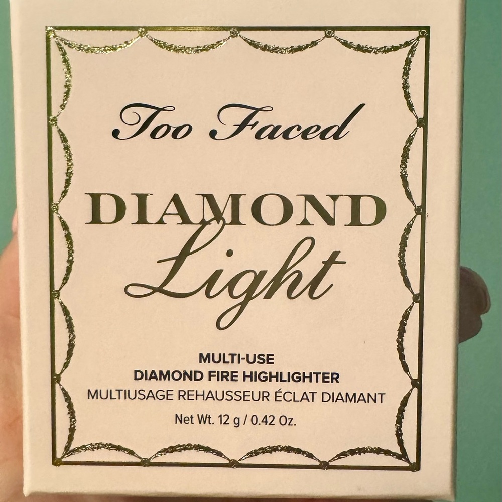 New & Sealed: Too Faced Diamond Light Multi Use Highlighter